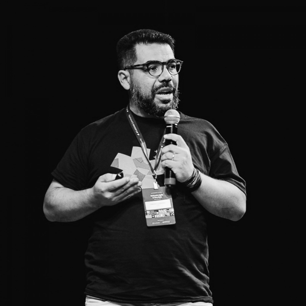 Professor(a) Fabiano Carneiro